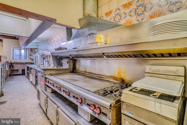 448-50 N 9TH ST, Philadelphia, PA 19123