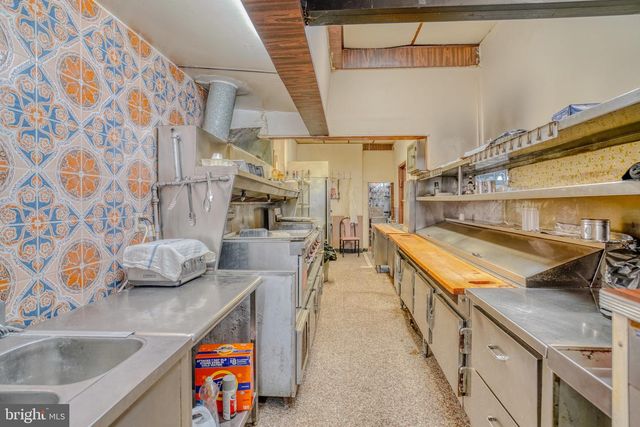 448-50 N 9TH ST, Philadelphia, PA 19123