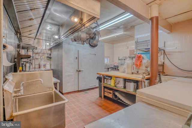 448-50 N 9TH ST, Philadelphia, PA 19123