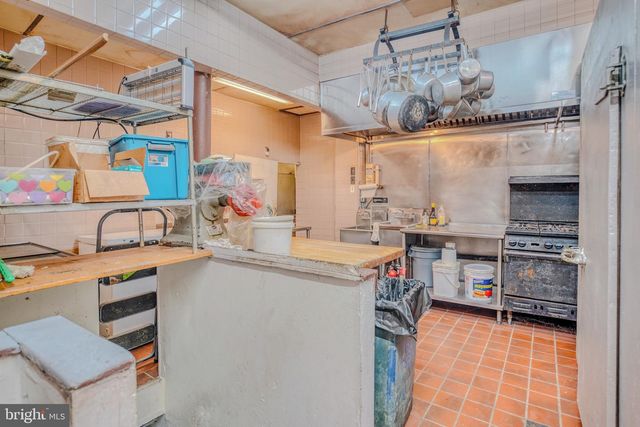 448-50 N 9TH ST, Philadelphia, PA 19123