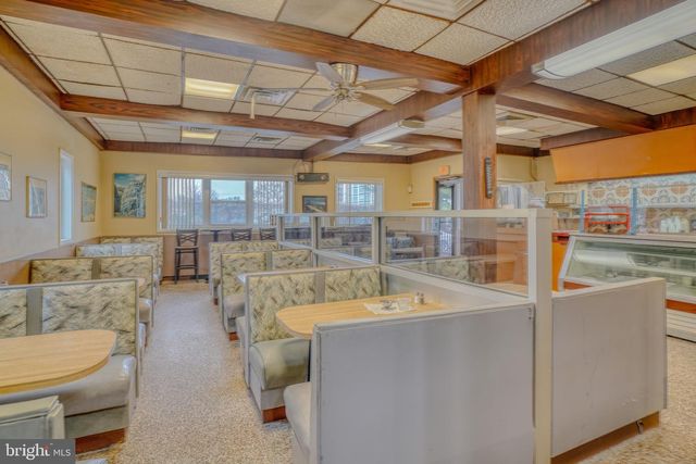 448-50 N 9TH ST, Philadelphia, PA 19123