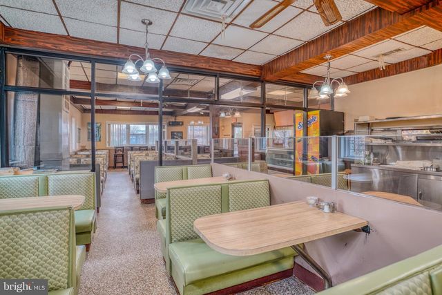 448-50 N 9TH ST, Philadelphia, PA 19123