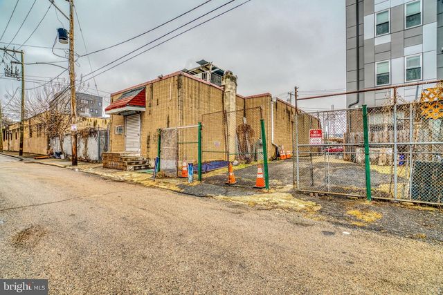 448-50 N 9TH ST, Philadelphia, PA 19123