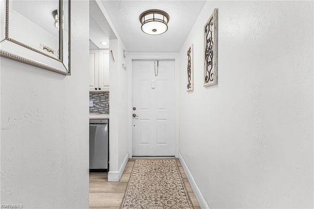 501 Forest Lakes BLVD 105, Naples, FL 34105