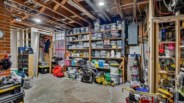 1908 Goff Avenue, Eau Claire, WI 54701