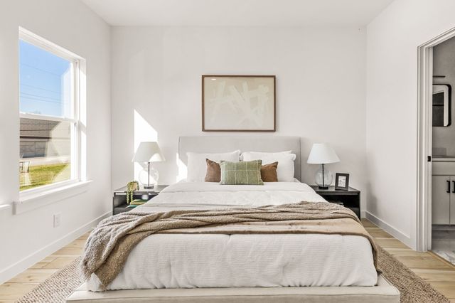 2232 Hooper Street, Dallas, TX 75215