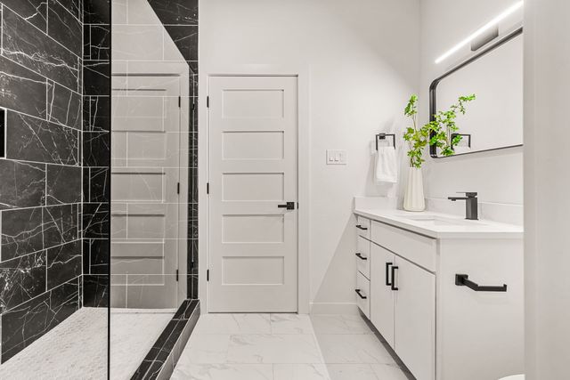 2232 Hooper Street, Dallas, TX 75215