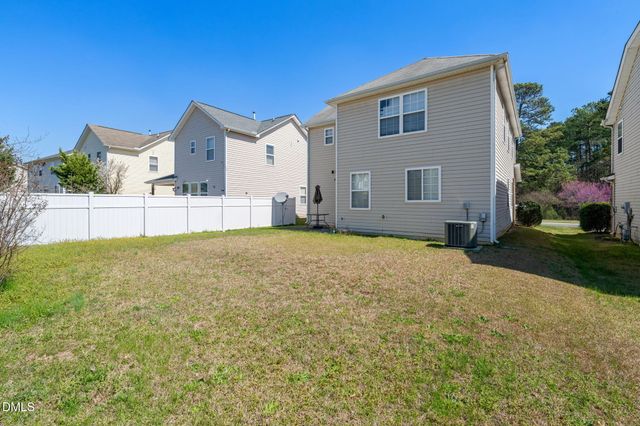 8823 Elizabeth Bennet Piace, Raleigh, NC 27616