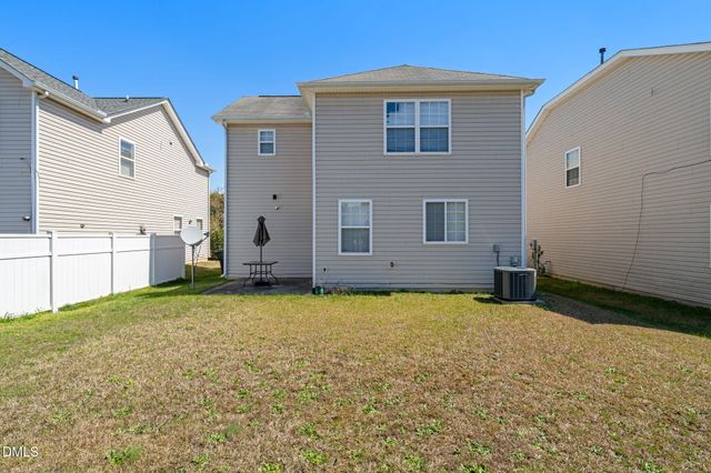 8823 Elizabeth Bennet Piace, Raleigh, NC 27616