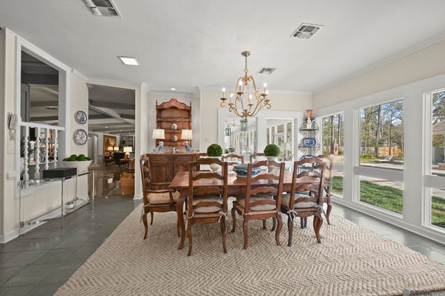 5021 Lost Oak Dr, Baton Rouge, LA 70817