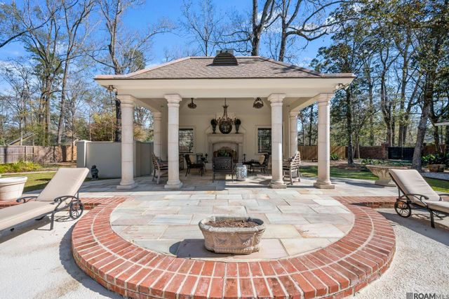 5021 Lost Oak Dr, Baton Rouge, LA 70817