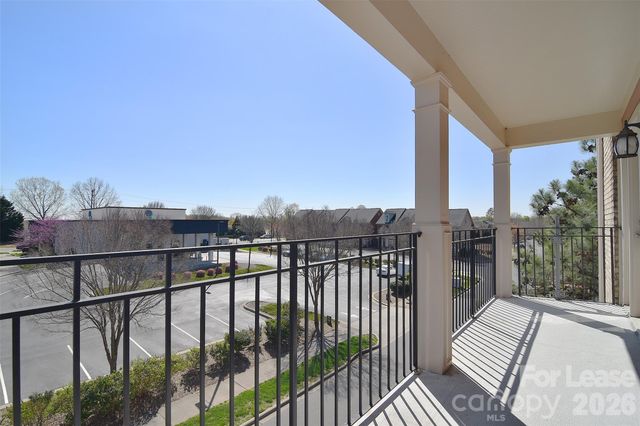 11058 Cedar Walk Lane, Charlotte, NC 28277