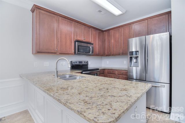 11058 Cedar Walk Lane, Charlotte, NC 28277