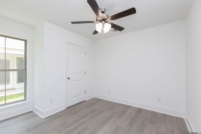 5101 Paducah Ct, Saint George, LA 70817