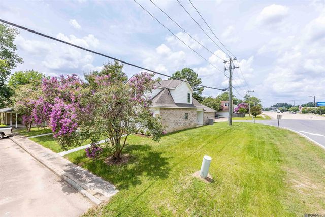 5101 Paducah Ct, Saint George, LA 70817