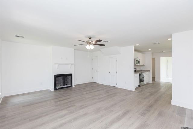 5101 Paducah Ct, Saint George, LA 70817