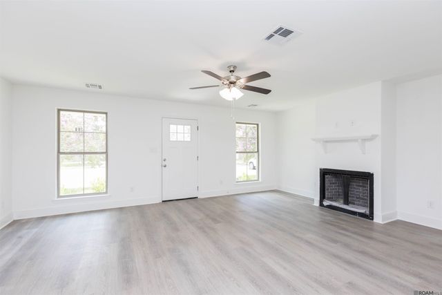 5101 Paducah Ct, Saint George, LA 70817