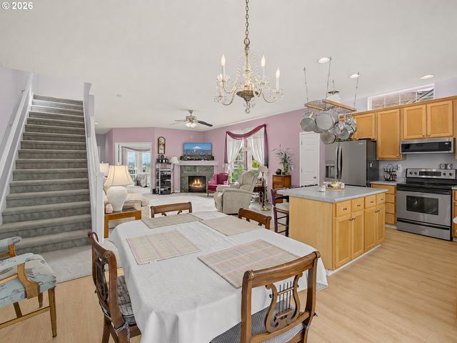 20496 NOBLE Ln, West Linn, OR 97068