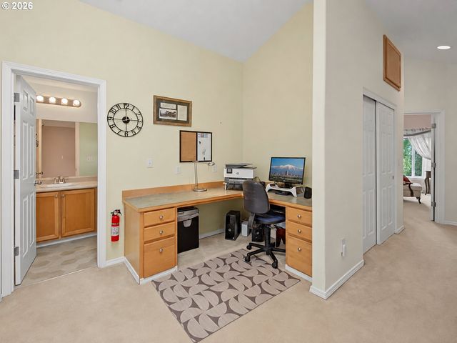 20496 NOBLE Ln, West Linn, OR 97068