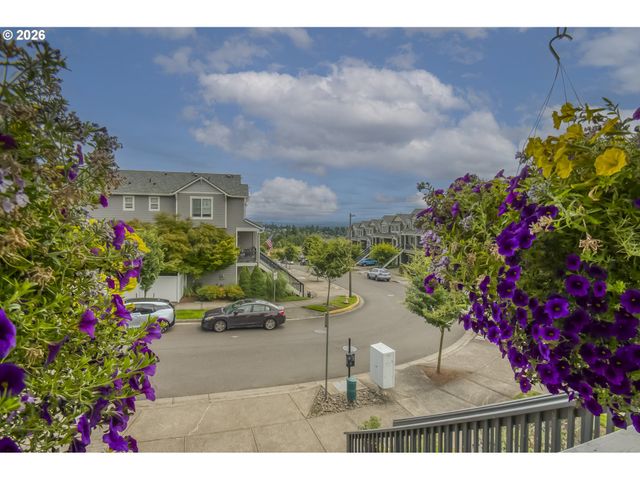20496 NOBLE Ln, West Linn, OR 97068