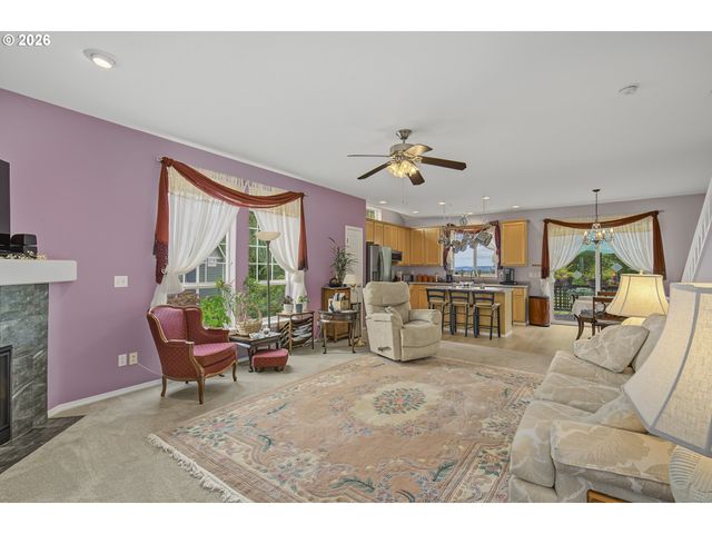20496 NOBLE Ln, West Linn, OR 97068