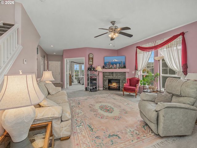 20496 NOBLE Ln, West Linn, OR 97068