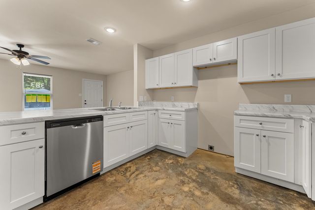 383 WATSON DR EXT, Gallaway, TN 38036