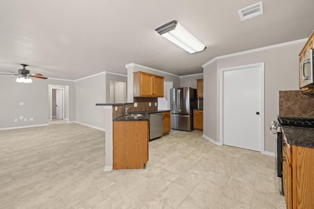 1421 Newbury ST, Georgetown, TX 78626