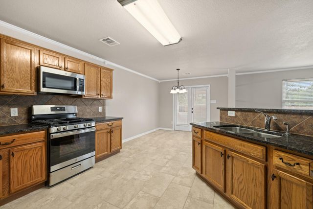 1421 Newbury ST, Georgetown, TX 78626
