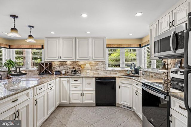 253 HOPEWELL RD, Medford, NJ 08055