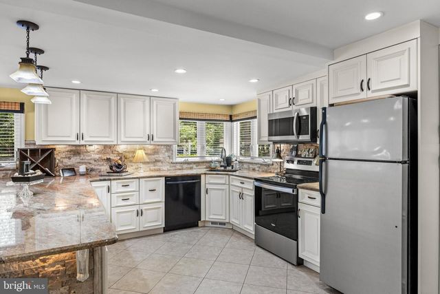 253 HOPEWELL RD, Medford, NJ 08055