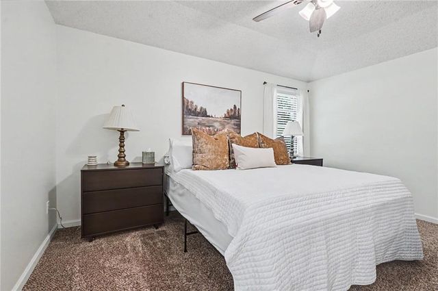 2100 E Sleepy Hollow Drive, Olathe, KS 66062