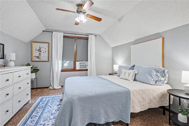 2100 E Sleepy Hollow Drive, Olathe, KS 66062