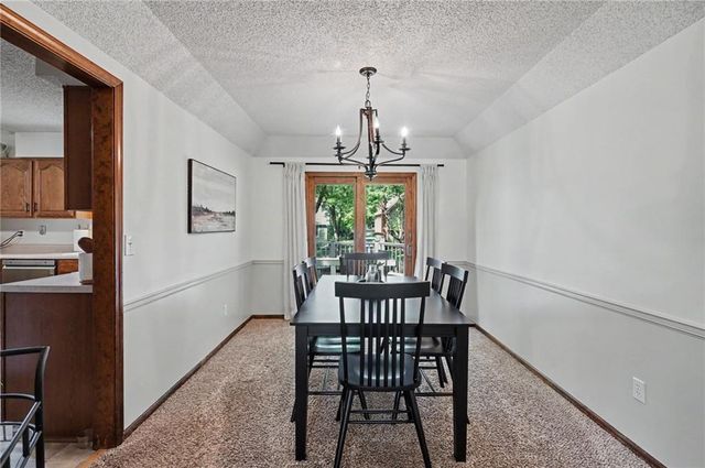 2100 E Sleepy Hollow Drive, Olathe, KS 66062