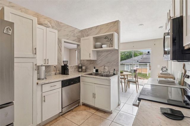42 INCONNU DR, Poinciana, FL 34759