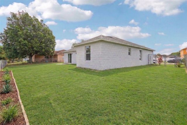 42 INCONNU DR, Poinciana, FL 34759