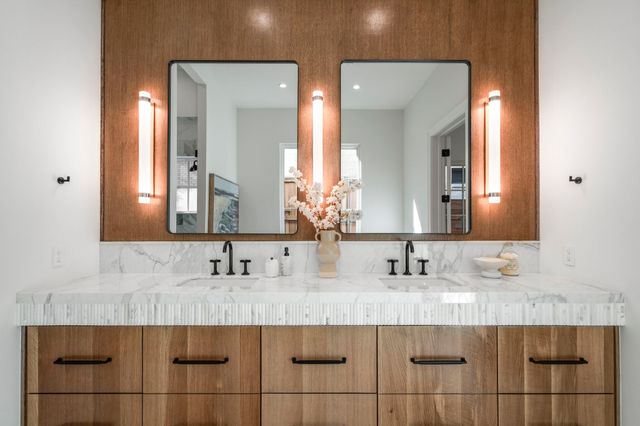 6903 La Vista Drive, Dallas, TX 75214