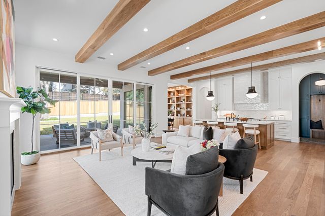 6903 La Vista Drive, Dallas, TX 75214