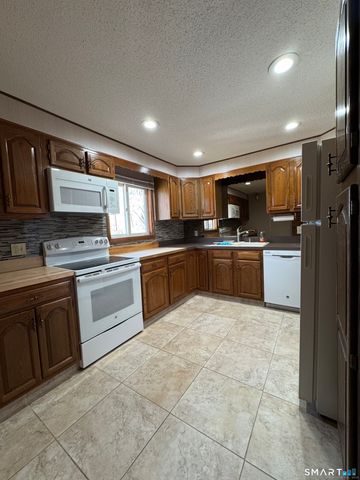 444 Prospect Street, Torrington, CT 06790