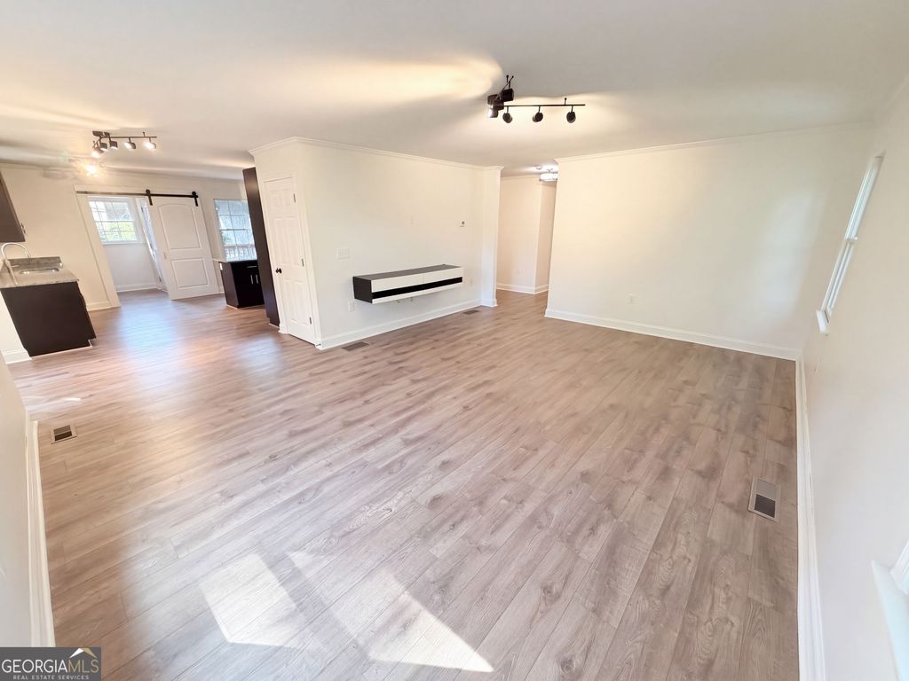 2674 Skylane Drive, Marietta, GA 30062 — photo 3