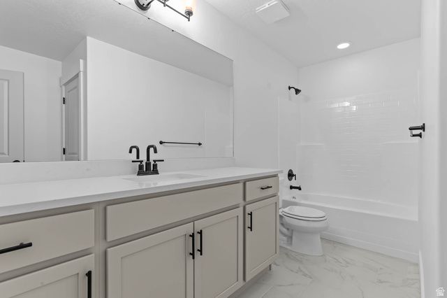 955 N PICCADILLY CT, North Salt Lake, UT 84054