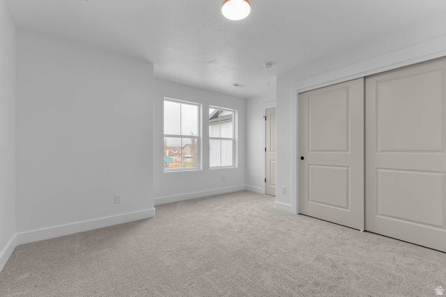 955 N PICCADILLY CT, North Salt Lake, UT 84054