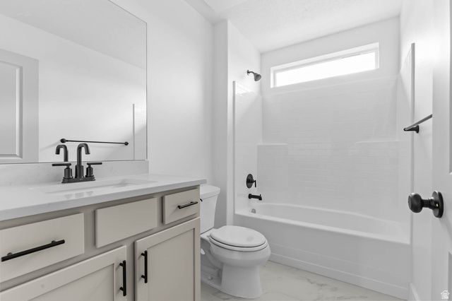 955 N PICCADILLY CT, North Salt Lake, UT 84054