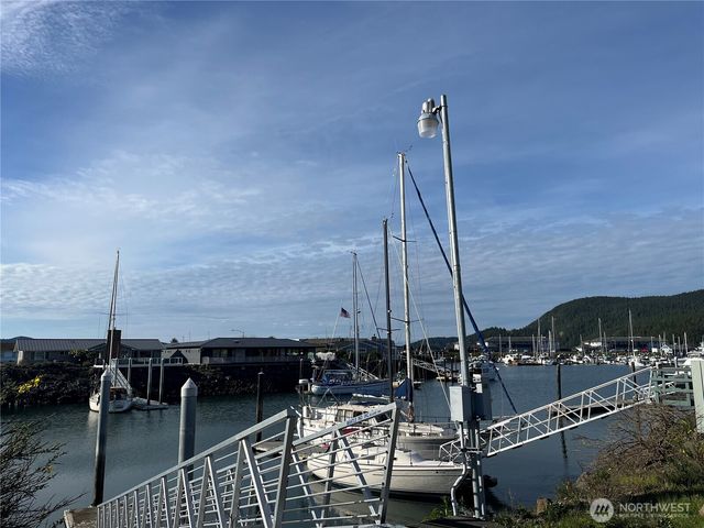 2005 Cove Place, Anacortes, WA 98221