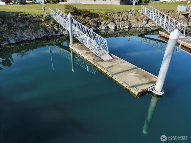 2005 Cove Place, Anacortes, WA 98221