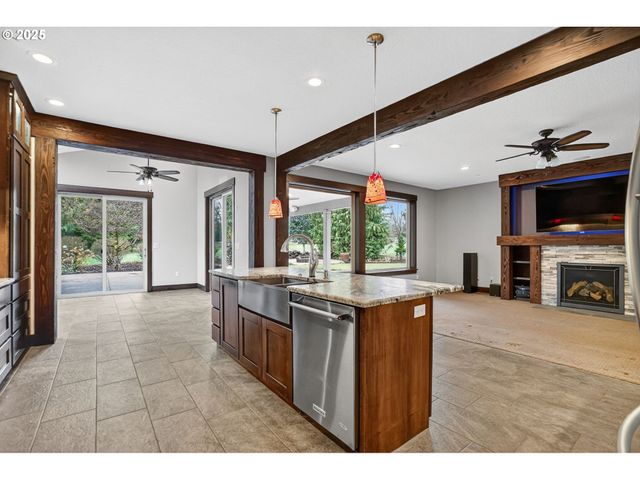 18740 S UPPER HIGHLAND Rd, Beavercreek, OR 97004