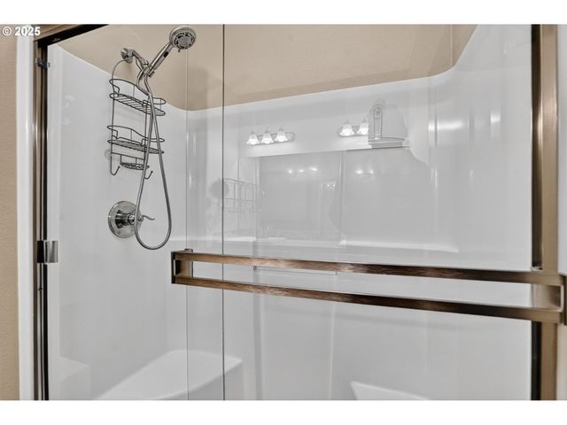 18740 S UPPER HIGHLAND Rd, Beavercreek, OR 97004