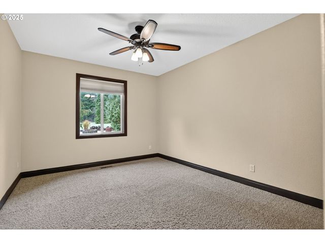 18740 S UPPER HIGHLAND Rd, Beavercreek, OR 97004