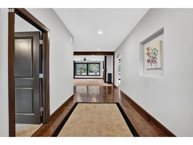 18740 S UPPER HIGHLAND Rd, Beavercreek, OR 97004