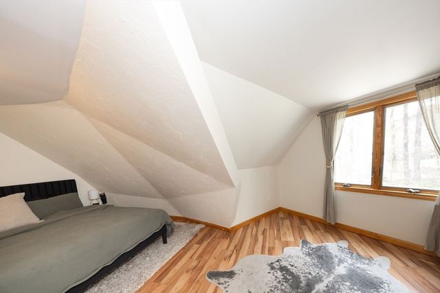 15 Maple Rd, Oxford, MA 01540